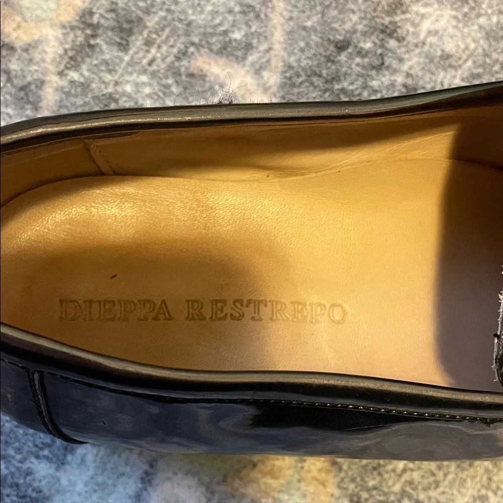 Sleek Women's Silver Patent Leather Loafers - Picture 2 of 6